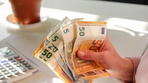 Things That Weigh 1 Gram